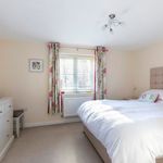 Rent 4 bedroom house in South East England