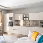 Rent 2 bedroom apartment of 66 m² in Peschiera del Garda