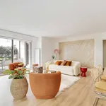 Rent 3 bedroom apartment of 1090 m² in Paris