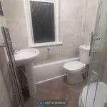 Rent 4 bedroom flat in Wales