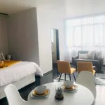 Rent 1 bedroom apartment in Johannesburg