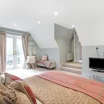 Rent 5 bedroom house in South East England