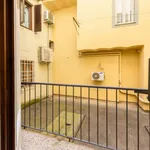 Rent 5 bedroom apartment of 80 m² in Florence