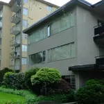 Appartement de 376 m² avec 3 chambre(s) en location à Vancouver