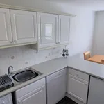 Rent 2 bedroom flat in Aberdeen