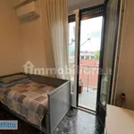 Rent 4 bedroom apartment of 80 m² in Milan