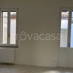 Affitto 2 camera appartamento di 90 m² in Cremona