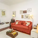 Rent a room of 80 m² in lisbon