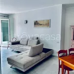 Rent 3 bedroom apartment of 130 m² in Moltrasio