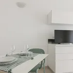 Rent 3 bedroom apartment of 40 m² in Vallevò