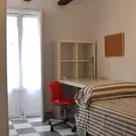 Rent a room of 92 m² in valencia