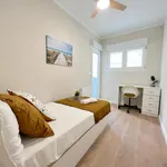 Rent 5 bedroom apartment in Valencia