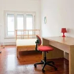 Rent a room in lisbon