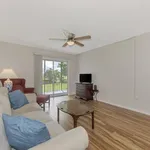 Rent 1 bedroom apartment of 62 m² in Sarasota