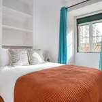 Rent 2 bedroom apartment of 60 m² in lisbon