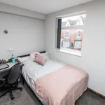 Rent 6 bedroom flat in Birmingham