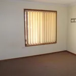 Rent 3 bedroom house in Roxby Downs