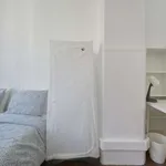 Rent a room in lisbon