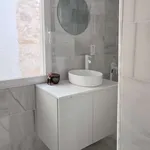 Rent a room of 150 m² in granada