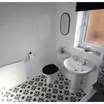 Rent 2 bedroom flat in Yorkshire And The Humber