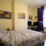 Rent 2 bedroom flat in London