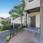 Rent 5 bedroom house in Auckland