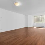 Rent 2 bedroom apartment of 115 m² in New York