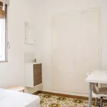 Rent a room of 120 m² in valencia