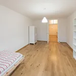 Miete 6 Schlafzimmer wohnung in Munich