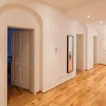 Rent 4 bedroom apartment of 12 m² in Munich