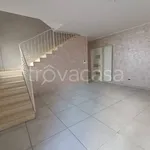 Villa a Schiera in affitto a San Prisco , non arredato/vuoto, box, terrazzo - TrovaCasa