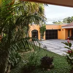 Rent 3 bedroom house of 526 m² in Mérida