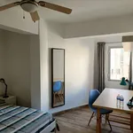 Rent a room of 68 m² in almeria