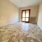 Rent 3 bedroom apartment of 100 m² in Canneto sull'Oglio