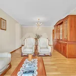 Rent 3 bedroom apartment of 118 m² in Funchal