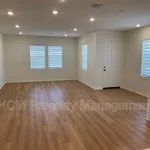 Rent 3 bedroom apartment of 196 m² in Ontario