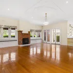 Rent 4 bedroom house in Glen Iris