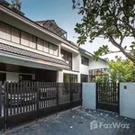 Rent 4 bedroom house of 300 m² in Bangkok