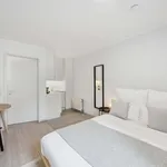 Miete 2 Schlafzimmer wohnung von 21 m² in Frankfurt am Main