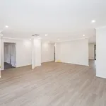 Rent 4 bedroom house in Baldivis