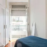 Rent a room in lisbon