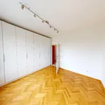 Rent 3 bedroom house in Praha 4