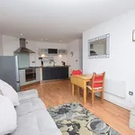 Rent 2 bedroom flat in Sheffield