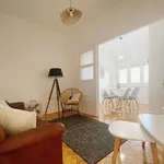 Rent 2 bedroom apartment of 88 m² in Lisbon