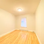 Rent 2 bedroom apartment in Montreal