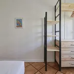 Rent a room in lisbon