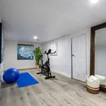 Maison de 3907 m² avec 3 chambre(s) en location à Toronto (Dovercourt-Wallace Emerson-Junction)