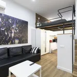 Rent 1 bedroom apartment of 37 m² in Barcelona