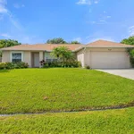 Rent 3 bedroom house of 134 m² in St. Lucie