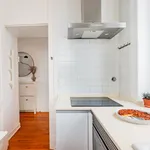 Rent 1 bedroom apartment of 45 m² in Lisbon